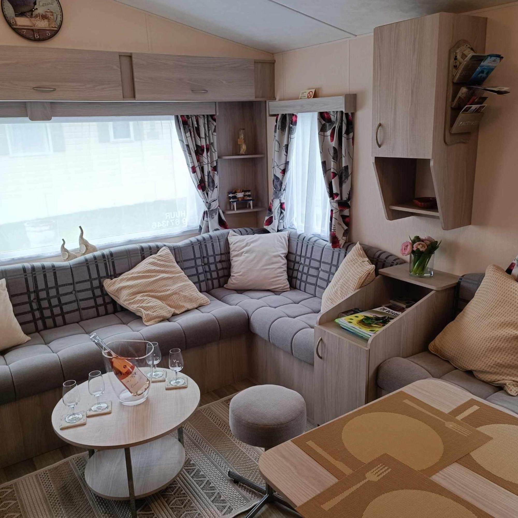 Caravan Aan Zee Arnani Middelkerke Esterno foto